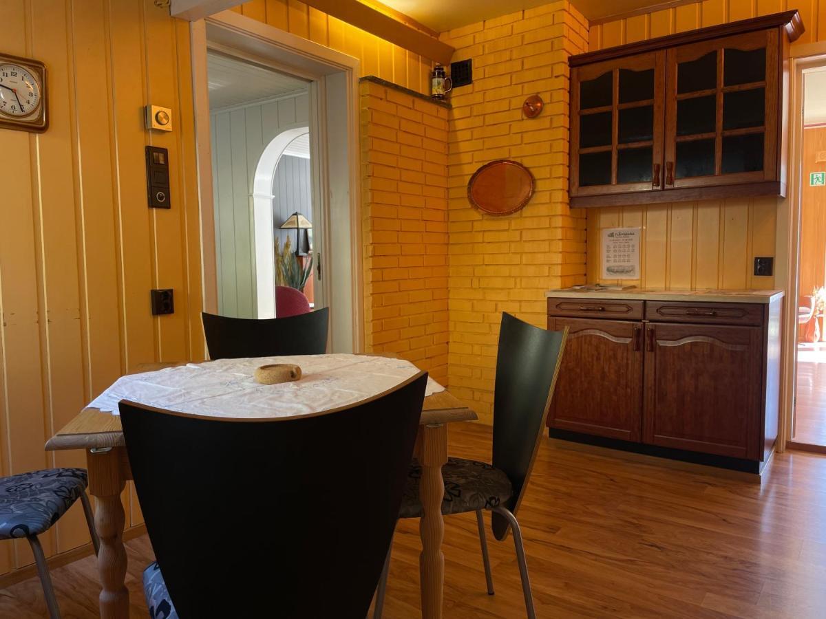 Svingen Guesthouse - Panoramic Fjord Views In Flåm Esterno foto